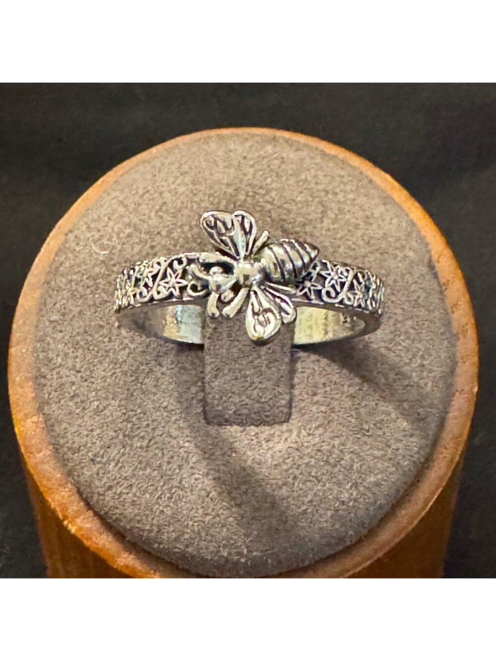 Solid Sterling Silver 925 Honey Bee Textured Band Ring Size 9.75